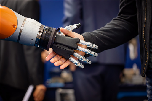 智能服務(wù)機(jī)器人