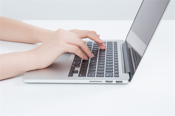 客服與用戶在線聊天