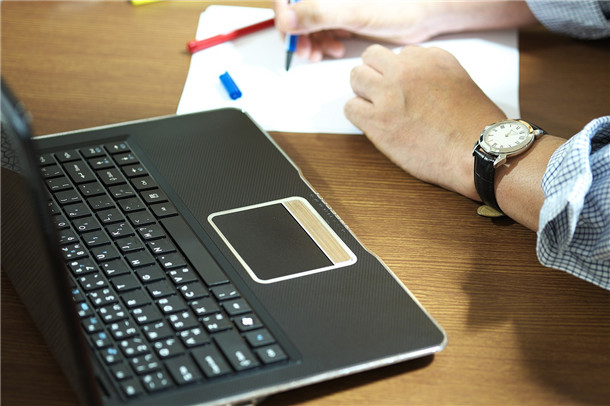 客服機器人智能分析用戶需求